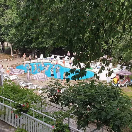 호텔 Summer Camp Zarya 3*
